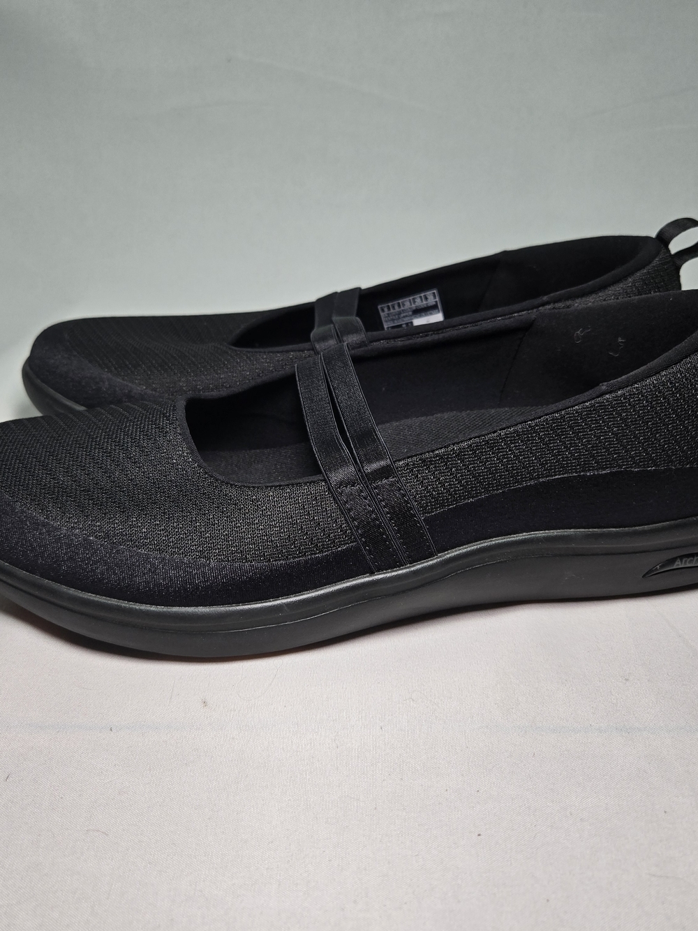 Skechers Women's 9 On-the-Go Flex Radiant Knit Mary Janes Black Casual Walking